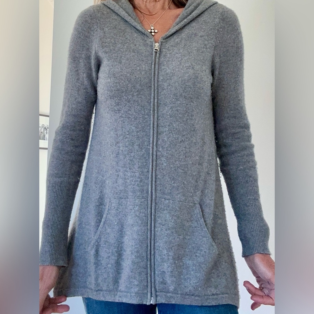 Bloomingdale's Cashmere Charcoal Zip-Up Cardigan